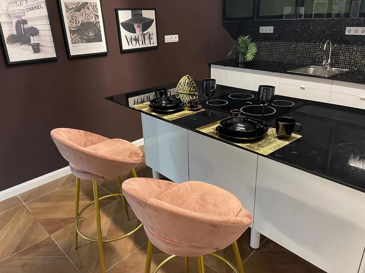 Daire Enzo Capo Vip Suite Budapeşte