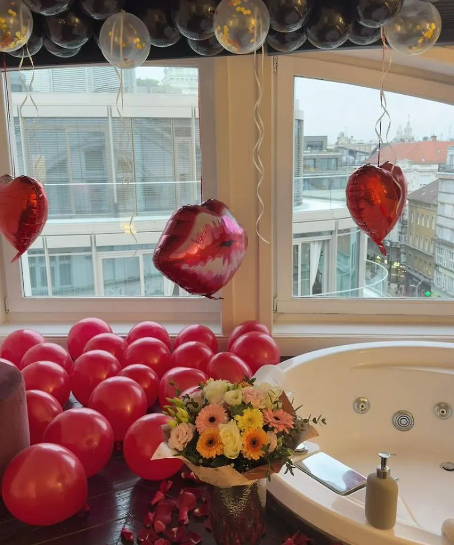 Enzo Capo Vip Suite Budapeşte 0*,  Macaristan